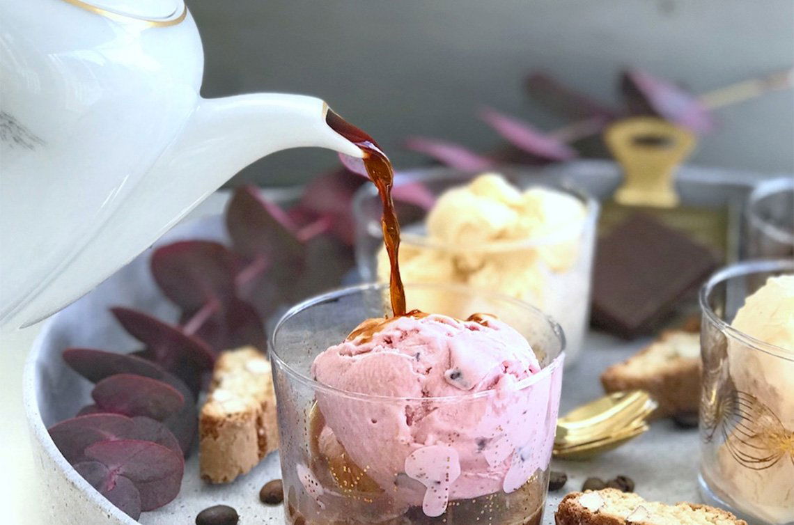 Affogato - verdens enkleste dessert! - Hennig-Olsen Is